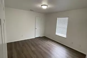 101 Soapstone Dr, Jarrell, TX 76537 - Photo 13