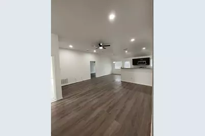 101 Soapstone Drive, Jarrell, TX 76537 - Photo 5