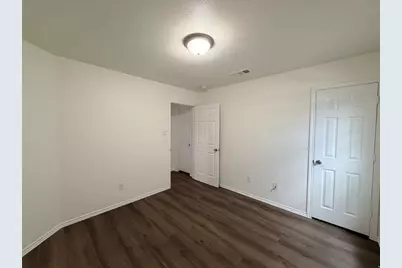 101 Soapstone Drive, Jarrell, TX 76537 - Photo 11