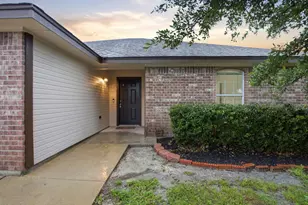 101 Soapstone Dr, Jarrell, TX 76537 - Photo 3