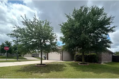 101 Soapstone Drive, Jarrell, TX 76537 - Photo 3