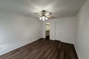 101 Soapstone Dr, Jarrell, TX 76537 - Photo 17