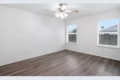 101 Soapstone Drive, Jarrell, TX 76537 - Photo 15