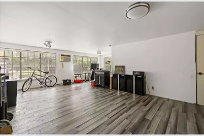 103 E Willis Street, Leander, TX 78641 - Photo 15