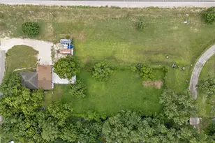 103 E Willis St, Leander, TX 78641 - Photo 7