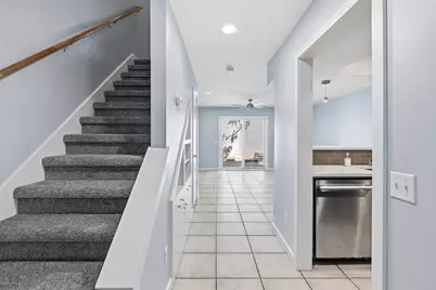 2122 Hancock Drive #121, Austin, TX 78756 - Photo 3