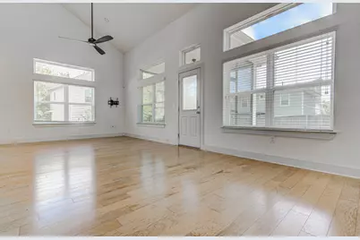 2117 Maxwell Lane, Austin, TX 78741 - Photo 9