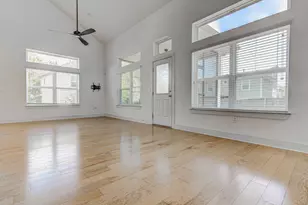 2117 Maxwell Ln, Austin, TX 78741 - Photo 9