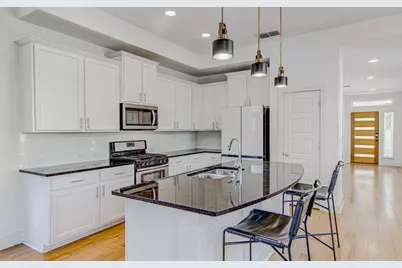 2117 Maxwell Lane, Austin, TX 78741 - Photo 11