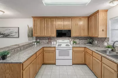 903 Crepe Myrtle Street, College Station, TX 77845 - Photo 11