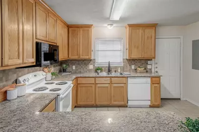 903 Crepe Myrtle Street, College Station, TX 77845 - Photo 9