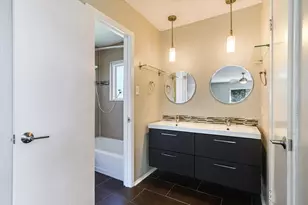 7105 Meadowood Dr, Austin, TX 78723 - Photo 13