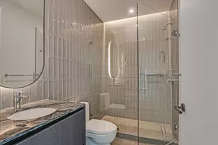 610 Davis St, Austin, TX 78701 - Photo 17