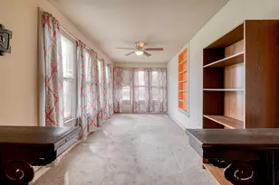 300 S Rio Grande St, Granger, TX 76530 - Photo 5