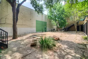 2802 Nueces St, Austin, TX 78705 - Photo 15
