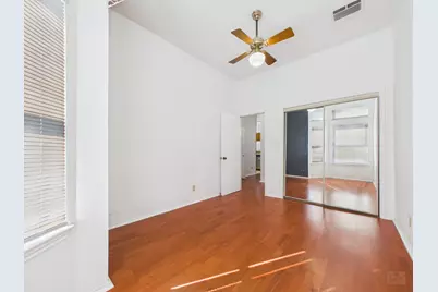 2802 Nueces Street #303, Austin, TX 78705 - Photo 9