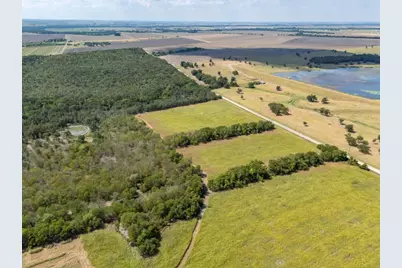 1451 Cr 483, Taylor, TX 76574 - Photo 7