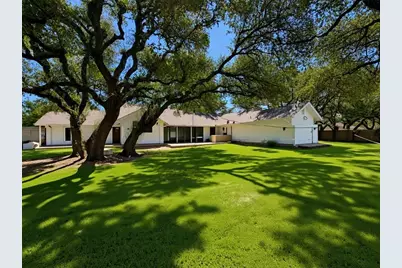 2804 Live Oak Street, Round Rock, TX 78681 - Photo 3