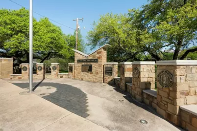 615 Pecan Avenue, Round Rock, TX 78664 - Photo 21