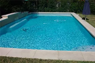 2718 E 22nd St, Austin, TX 78722 - Photo 7