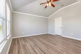 201 Middle Creek, Buda, TX 78610 - Photo 15