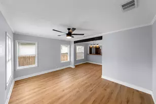 1627 W Thorain Blvd, San Antonio, TX 78201 - Photo 5