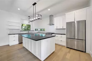 2004 Winsted Ln, Austin, TX 78703 - Photo 3