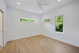 2004 Winsted Ln, Austin, TX 78703 - Photo 9