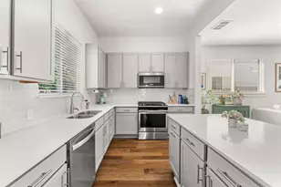 6800 Menchaca Rd, Austin, TX 78745 - Photo 7