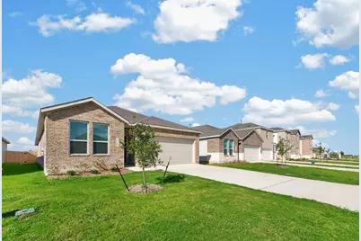 328 Rockies Road, Hutto, TX 78634 - Photo 3