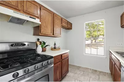 517/519 Greenlawn Boulevard #519, Round Rock, TX 78664 - Photo 5