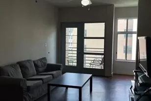 711 W 26th St, Austin, TX 78705 - Photo 7