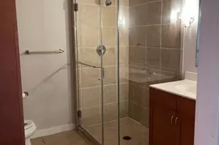 711 W 26th St, Austin, TX 78705 - Photo 11