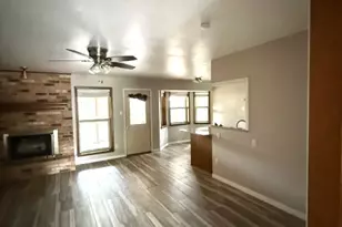 1418 NE 7th St, Smithville, TX 78957 - Photo 21