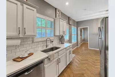 4419 Quicksilver Boulevard, Austin, TX 78744 - Photo 11