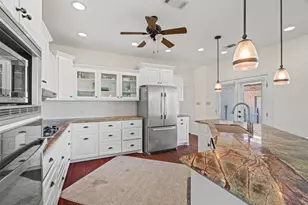 1158 W County Road 415, Lexington, TX 78947 - Photo 13