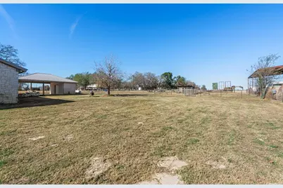 1158 W County Road 415, Lexington, TX 78947 - Photo 29
