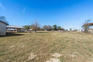 1158 W County Road 415, Lexington, TX 78947 - Photo 29