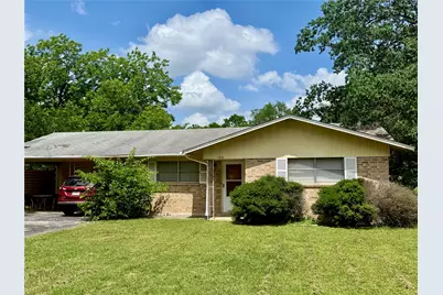 106 San Jacinto Street, Lockhart, TX 78644 - Photo 1