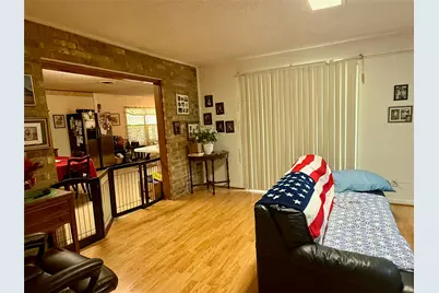 106 San Jacinto Street, Lockhart, TX 78644 - Photo 7