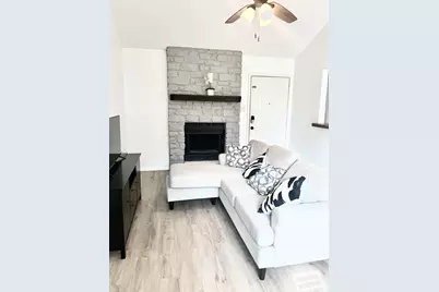 5509 Thunderbird Street #B, Lago Vista, TX 78645 - Photo 3