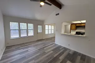 5509 Thunderbird St, Lago Vista, TX 78645 - Photo 7