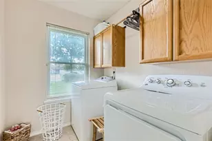 500 Hawthorne Ln, Round Rock, TX 78664 - Photo 23