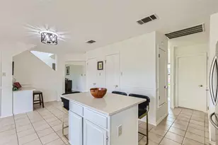 500 Hawthorne Ln, Round Rock, TX 78664 - Photo 11