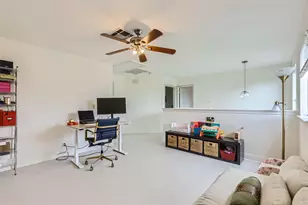 500 Hawthorne Ln, Round Rock, TX 78664 - Photo 19