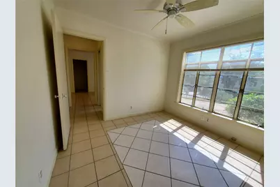 3202 Grooms Street #E, Austin, TX 78705 - Photo 9