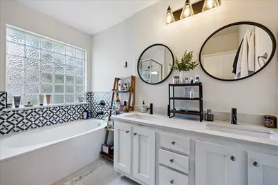 9321 Linkmeadow Drive, Austin, TX 78748 - Photo 19