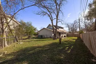 2007 Burbank St, Austin, TX 78757 - Photo 25