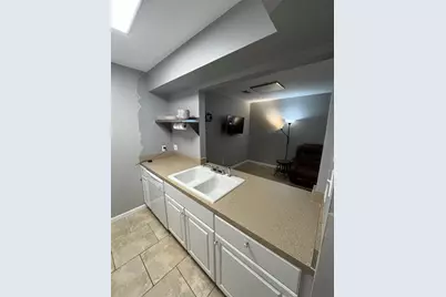 1705 Crossing Place #131, Austin, TX 78741 - Photo 5