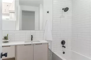 915 Tillery St, Austin, TX 78702 - Photo 17